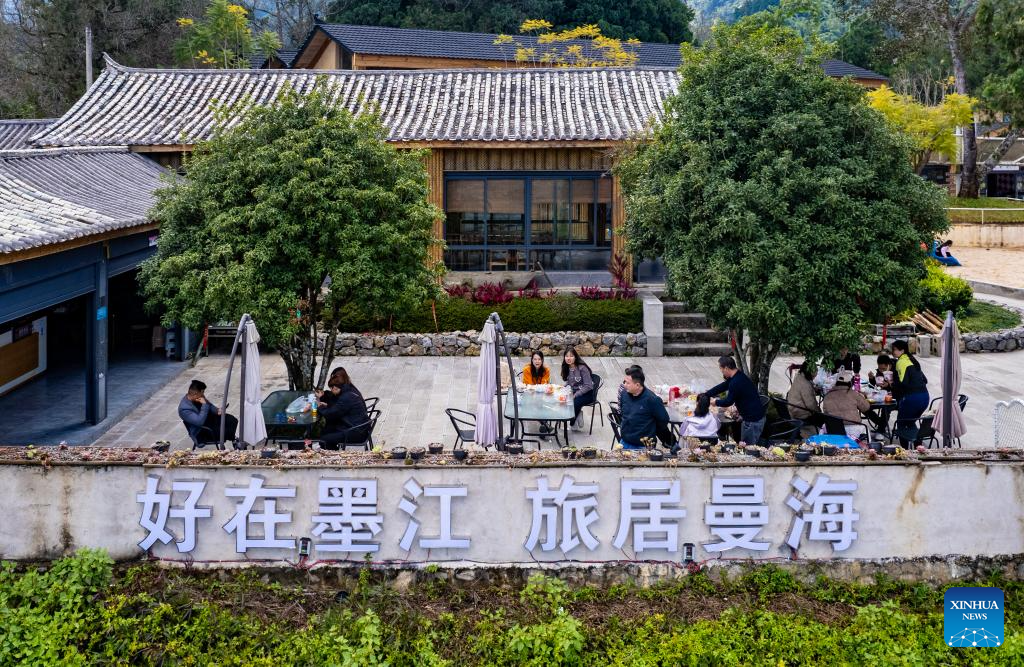 Turismo cultural impulsiona revitalização rural na Aldeia de Manhai, em Yunnan, sudoeste da China
