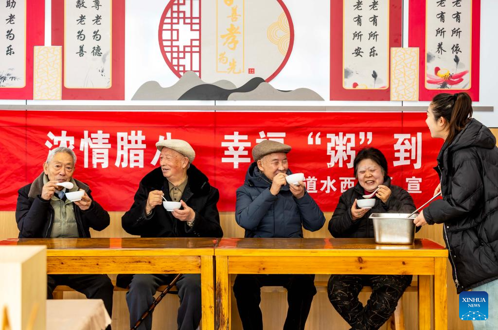 China celebra Festival Laba