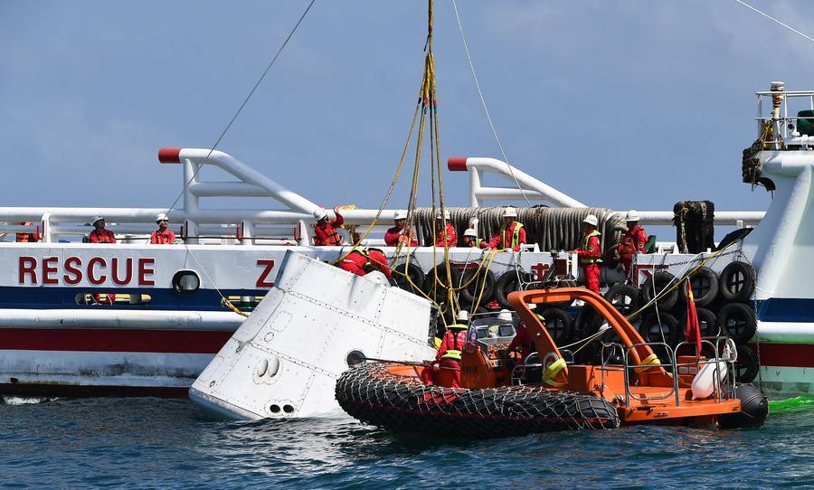 (Multimídia) China agora é capaz de recuperar espaçonaves tanto da terra como do mar