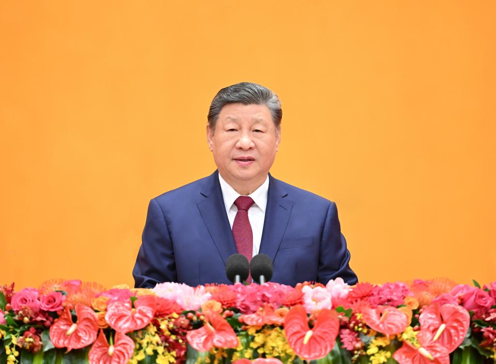 Xi estende saudações de Ano Novo Chinês para inaugurar o Ano do Cavalo
