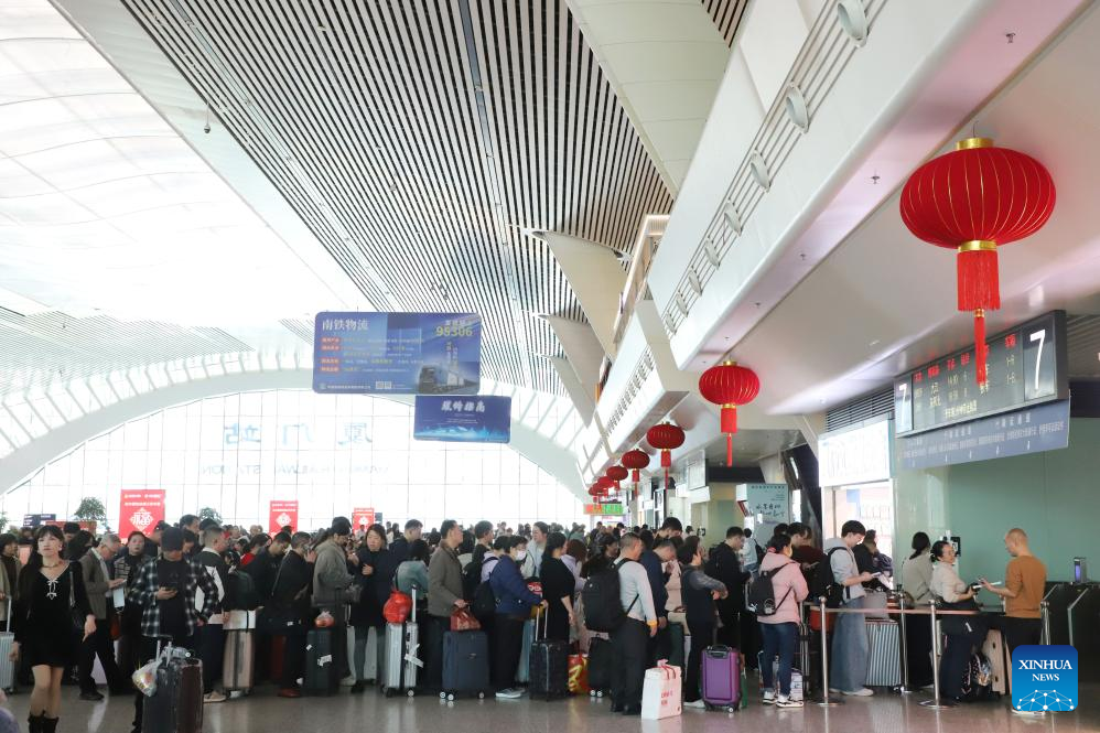 Corrida de viagens da Festa da Primavera na China ultrapassa meio percurso com 5,08 bilhões de viagens