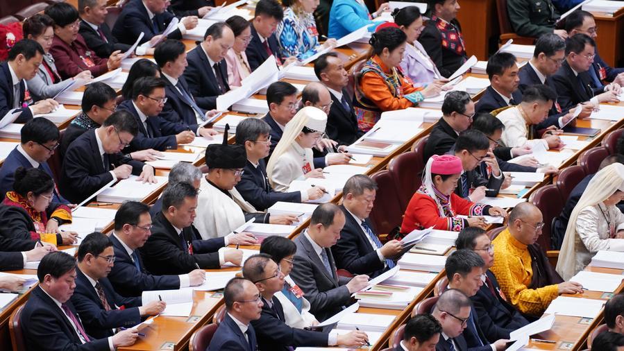 (Multimídia) China se opõe resolutamente ao hegemonismo e à política de poder