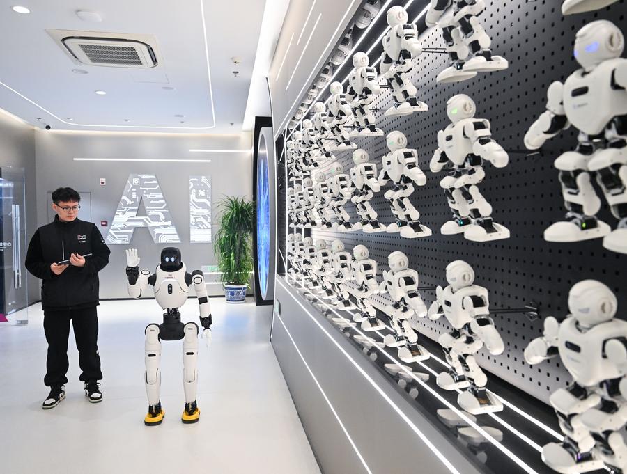 (Multimídia) China solicita opiniões públicas sobre 22 normas nacionais para setor de dados