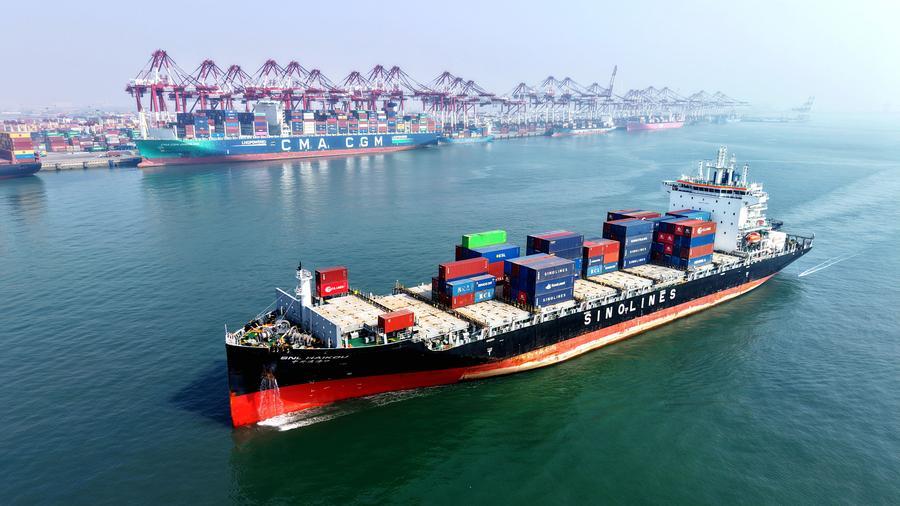 (Multimídia) Comércio exterior da China mantém crescimento sólido com resiliência sustentada