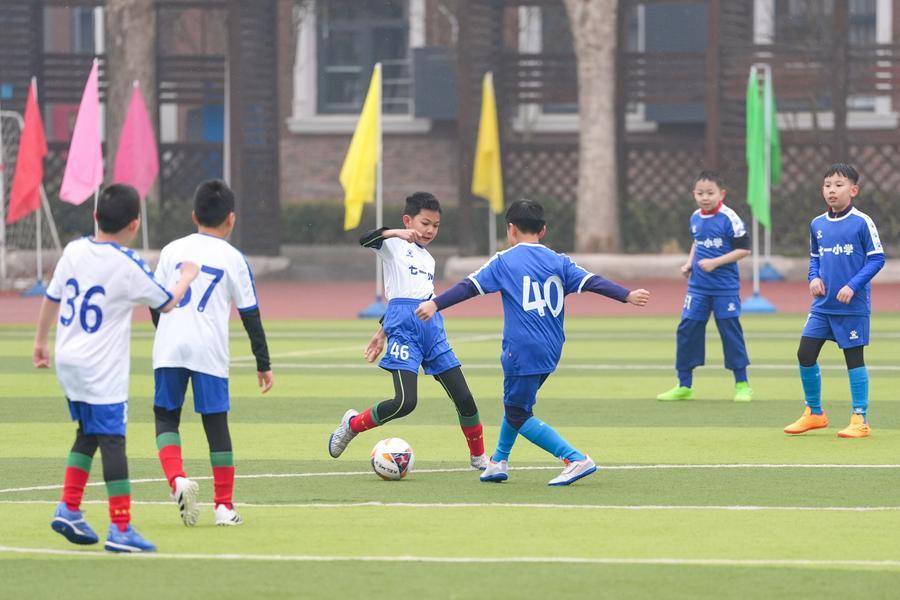 (Multimídia) China destina US$ 73 milhões para impulsionar futebol escolar