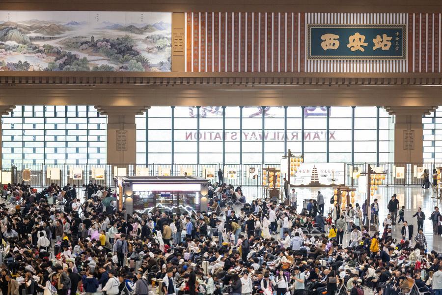 (Multimídia) Viagens ferroviárias na China aumentam 6,8% nos primeiros quatro meses