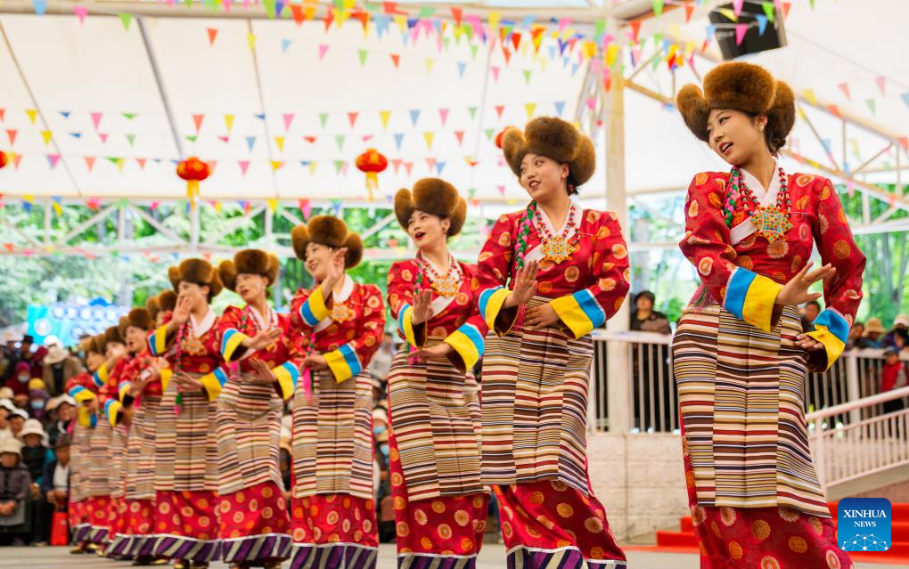 Evento em Lhasa marca 75 anos da libertação pacífica de Xizang