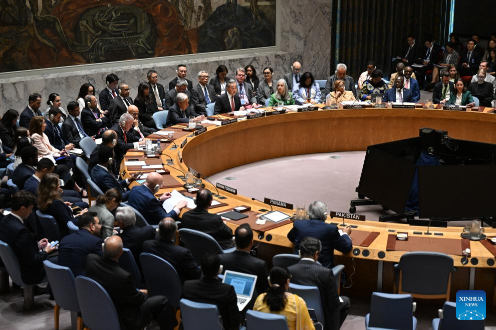 Chanceler chinês pede revitalização e fortalecimento da ONU