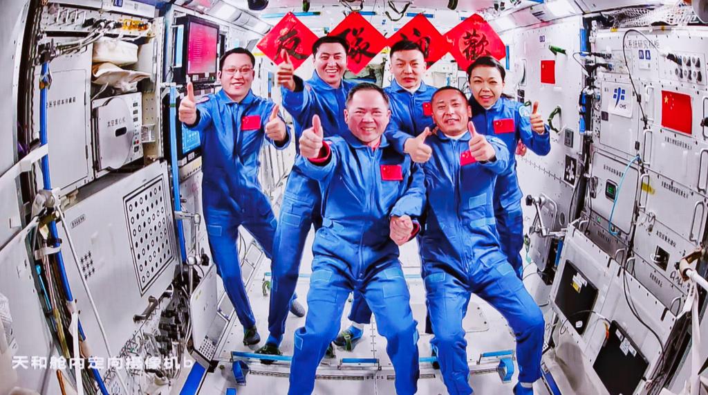 Comunidade Ásia-Pacífico: De astronauta de Hong Kong a parcerias regionais, o programa espacial da China avança