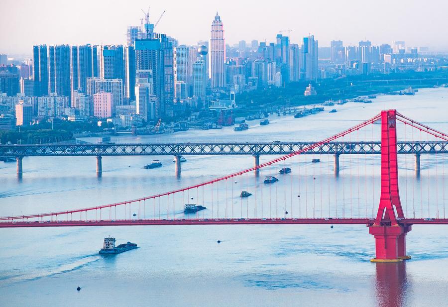 (Multimídia) Viagens interregionais de passageiros na China aumentam 2,1% no período de janeiro a abril