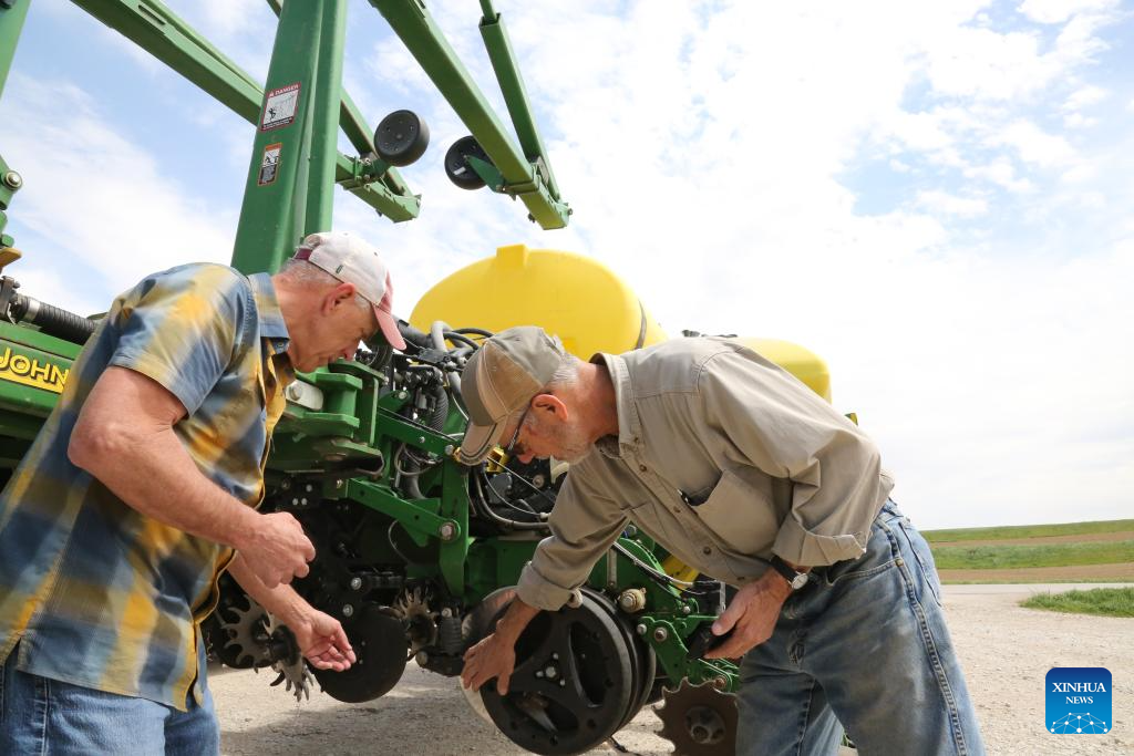 Destaque: Agricultores de Iowa esperam relações mais estáveis ​​entre a China e os EUA em meio à incerteza global