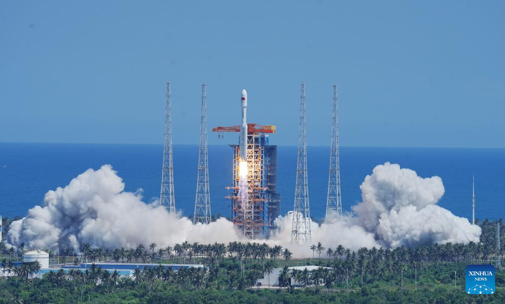China lança novo grupo de satélites para constelação comercial