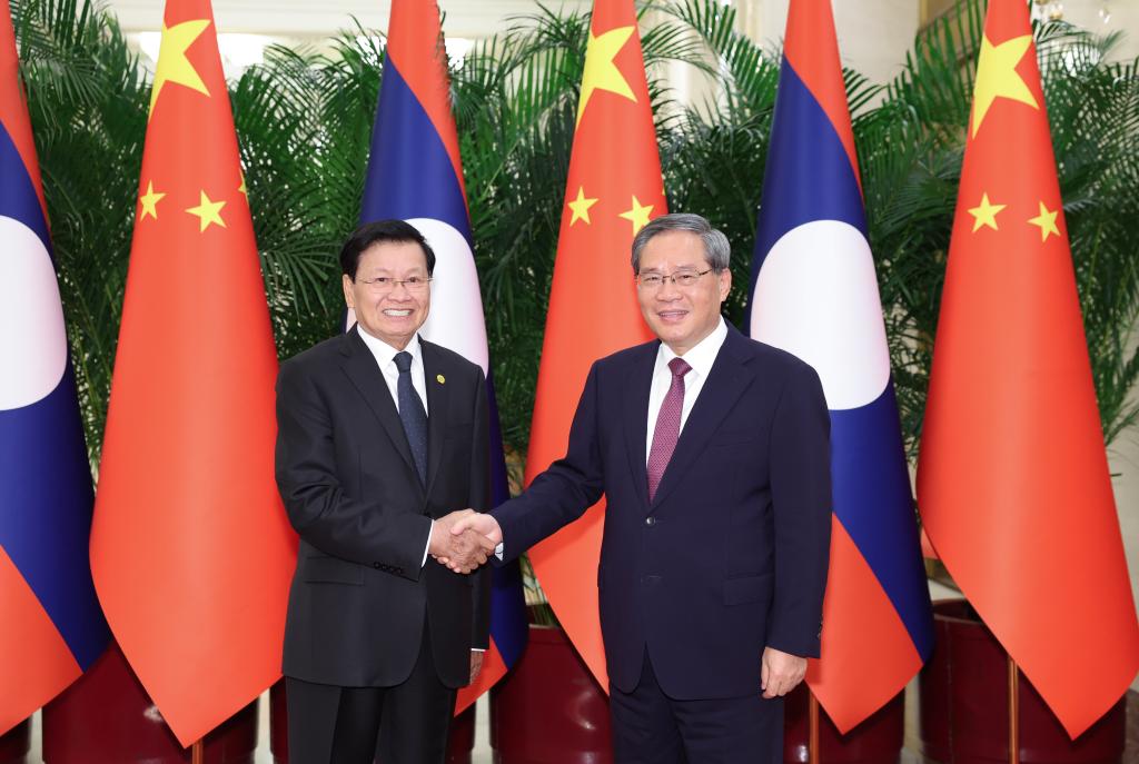 Primeiro-ministro chinês promete esforços com Laos para promover comunidade com futuro compartilhado