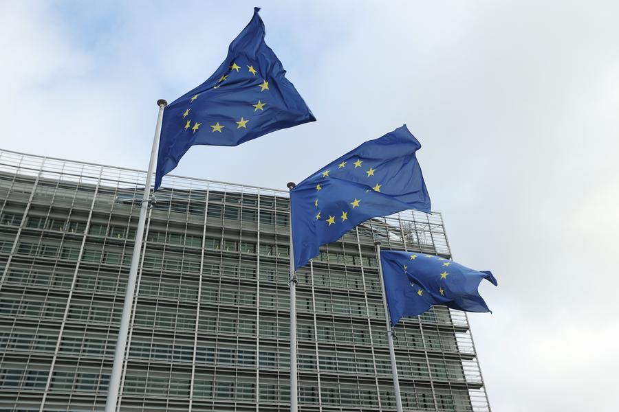 O que está por trás da nova pressão da UE sobre a migração?