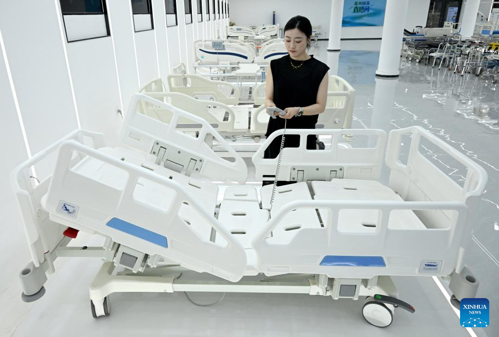 Mais de 300 fabricantes impulsionam setor de dispositivos médicos no Distrito de Jizhou, na província chinesa de Hebei