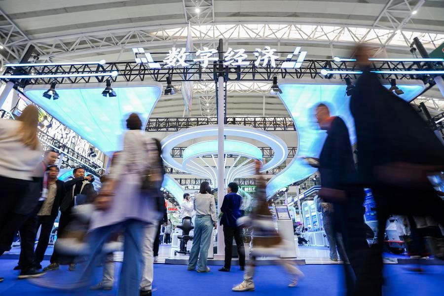 (Multimídia) China registra crescimento acelerado do valor de dados sob plano de ação de três anos