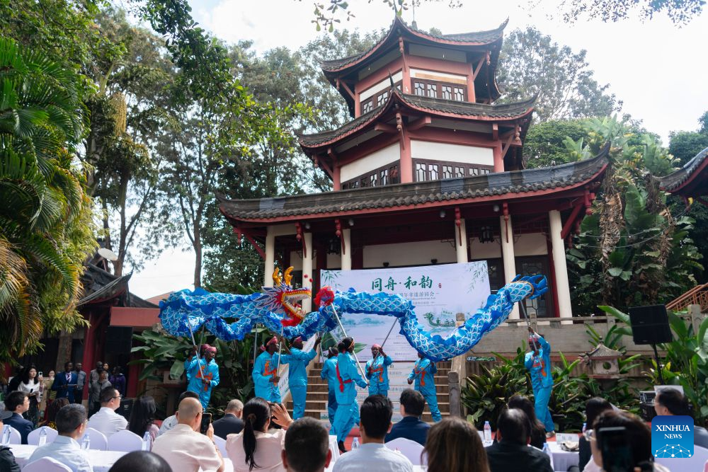 Festival de Barco do Dragão chega a Nairóbi com shows e música tradicional chinesa