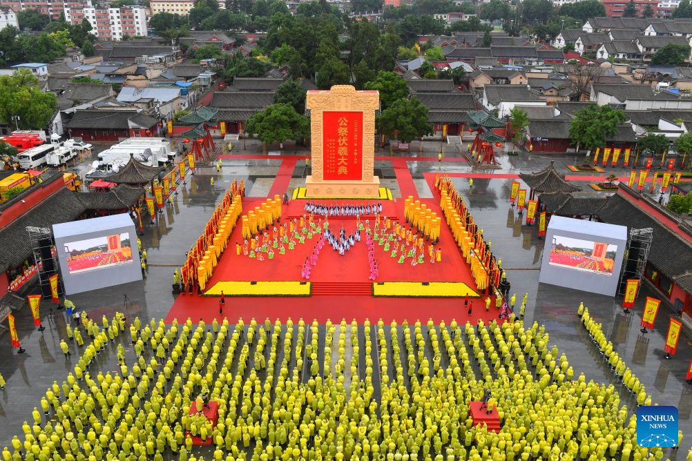Cidade chinesa de Tianshui realiza cerimônia anual em homenagem ao ancestral mítico Fuxi