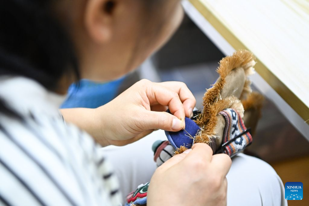 Produtos culturais e criativos ganham popularidade em Guilin, em Guangxi