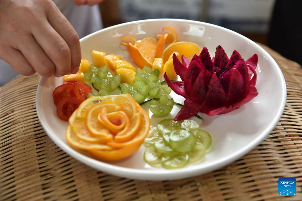 Eventos temáticos de sabores rurais revelam culinária e tradições do Distrito de Shiqian, em Guizhou