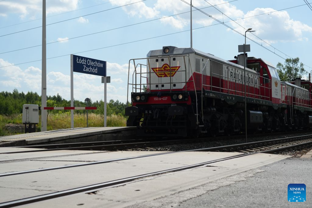 Destaque: Serviço ferroviário de carga China-Europa impulsiona comércio e desenvolvimento logístico na Polônia