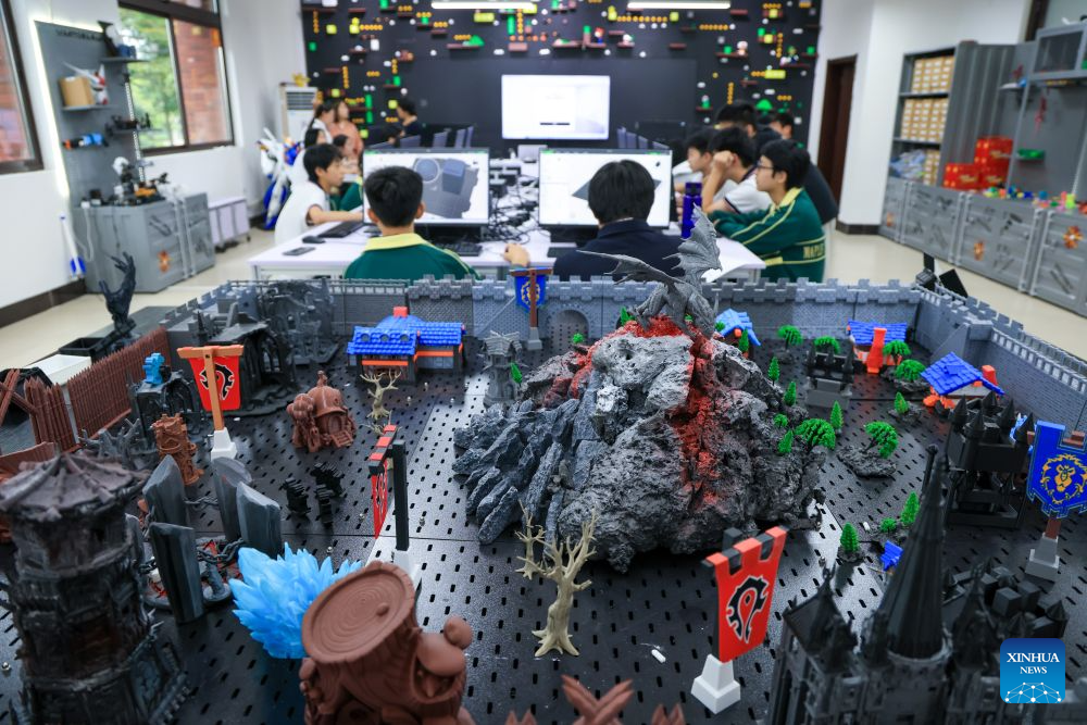 Impressoras 3D de consumo ampliam aplicação em educação, artesanato e indústria na China